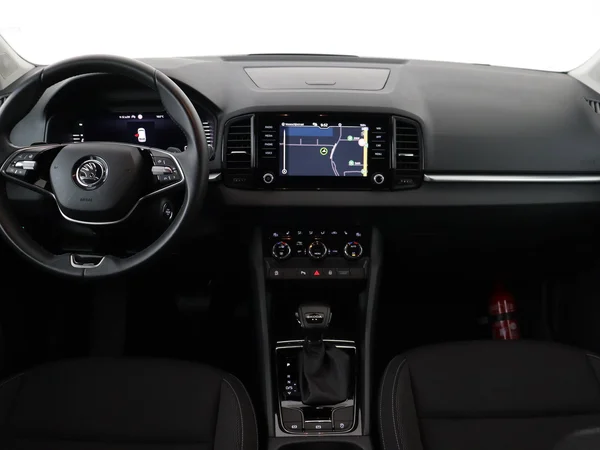 SKODA Karoq (2024) — foto 15 van 18