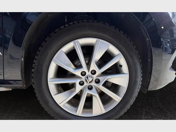 Skoda Kamiq (2023) — foto 13 van 20