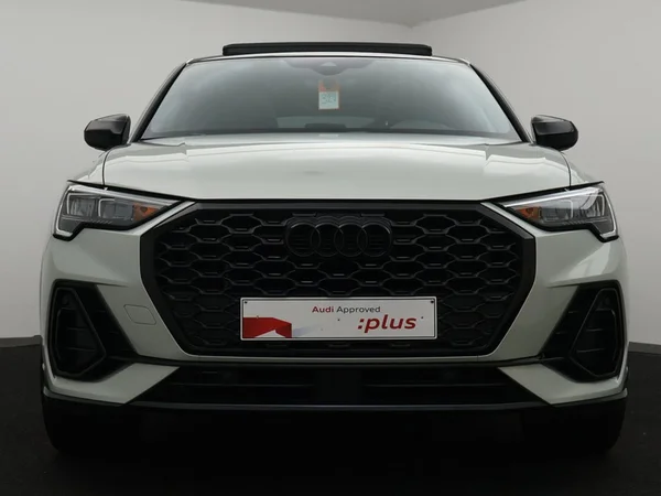 AUDI Q3 Sportback (2020) — foto 23 van 25
