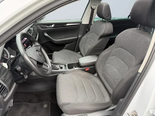 SKODA Kodiaq (2020) — foto 3 van 29