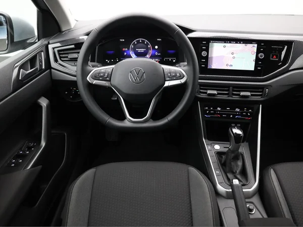 VOLKSWAGEN Taigo (2025) — foto 3 van 19