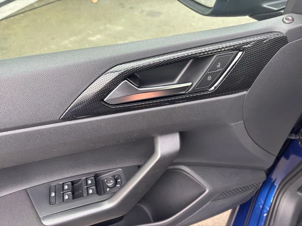 VOLKSWAGEN Taigo (2023) — foto 4 van 16
