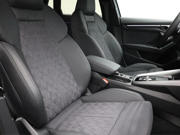 AUDI RS3 Sportback (2023) — foto 17 van 22