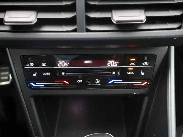 Volkswagen Taigo (2024) — foto 11 van 27