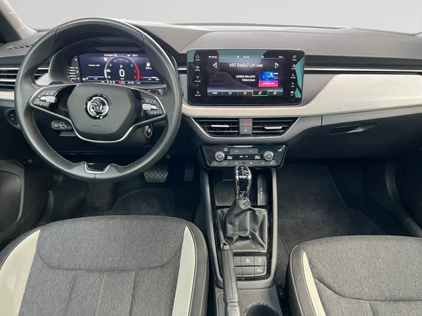 SKODA Kamiq (2024) — foto 13 van 16