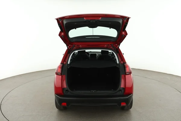 Peugeot 2008 (2008) — foto 7 van 16
