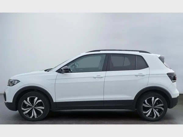 Volkswagen T-Cross (2023) — foto 22 van 28
