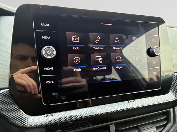 VOLKSWAGEN T-Cross (2026) — foto 10 van 12