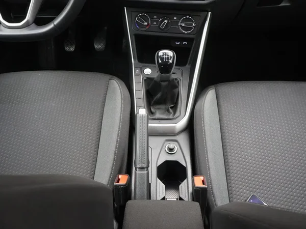 Volkswagen Taigo (2022) — foto 14 van 28