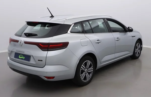 Renault Megane SW Phase II E-TECH (PHEV) (2023) — foto 30 van 34