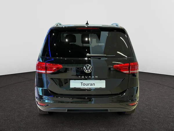 VOLKSWAGEN Touran (2026) — foto 8 van 15