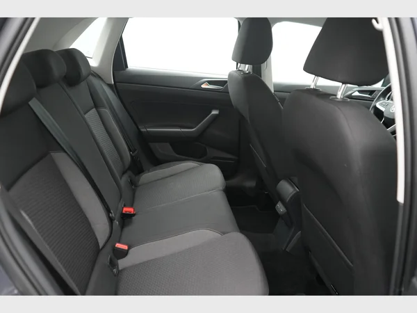 VOLKSWAGEN Polo (2024) — foto 15 van 25