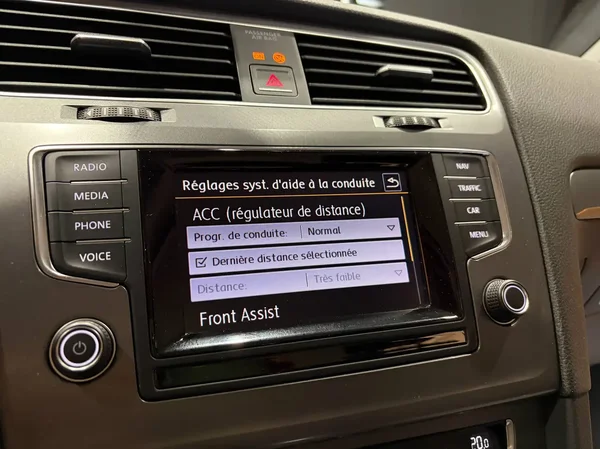 Volkswagen Golf (2013) — foto 3 van 22