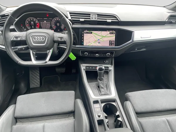 AUDI Q3 Sportback (2024) — foto 15 van 21