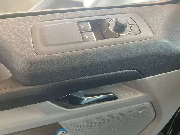 Ford Transit Custom — foto 9 van 22