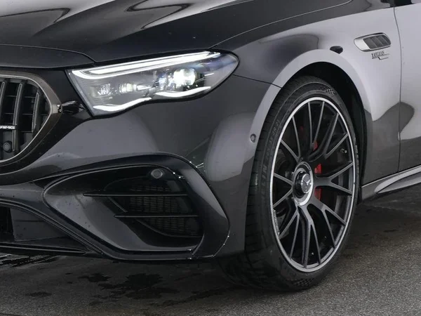 Mercedes-Benz E-Klasse (2025) — foto 9 van 10