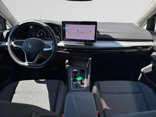 VOLKSWAGEN Golf VIII (2026) — foto 17 van 24