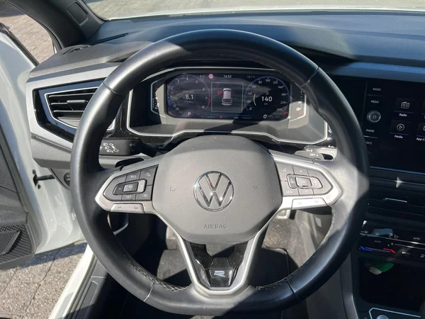 VOLKSWAGEN Taigo (2024) — foto 6 van 24