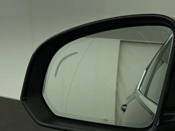 VOLVO XC40 (2022) — foto 21 van 34