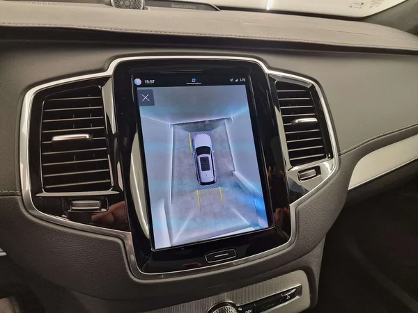 Volvo XC90 (2023) — foto 6 van 20