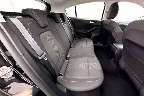 Ford Focus Active (2021) — foto 13 van 37