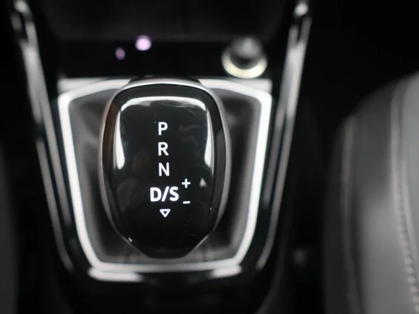 Volkswagen T-Cross (2025) — foto 2 van 28