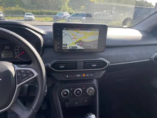DACIA Sandero Stepway (2025) — foto 4 van 21