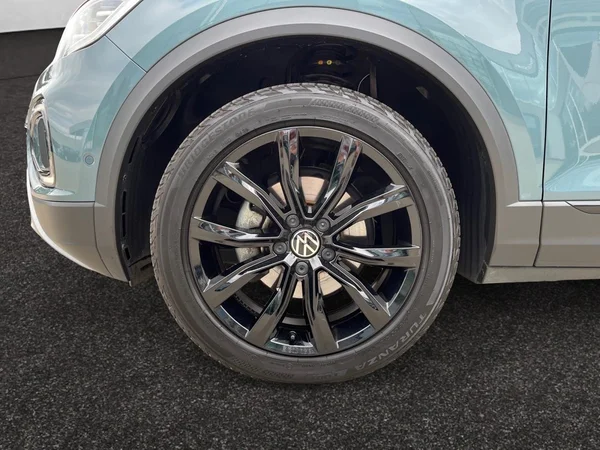 VOLKSWAGEN T-Roc (2023) — foto 14 van 22