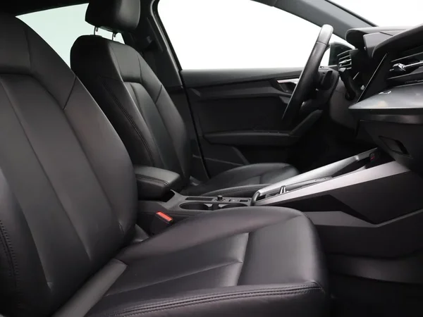 Audi A3 (2022) — foto 24 van 30
