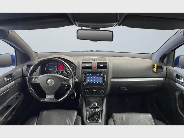 Volkswagen Golf R32 (2006) — foto 2 van 37