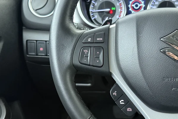 Suzuki Vitara (2021) — foto 5 van 19