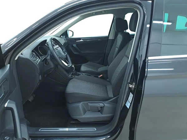 Volkswagen Tiguan (2023) — foto 28 van 28