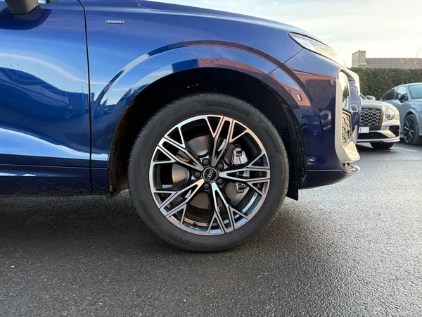 AUDI Q3 SUV e-hybrid (PHEV) (2025) — foto 20 van 22