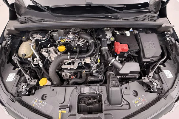 Renault Captur (2021) — foto 7 van 39