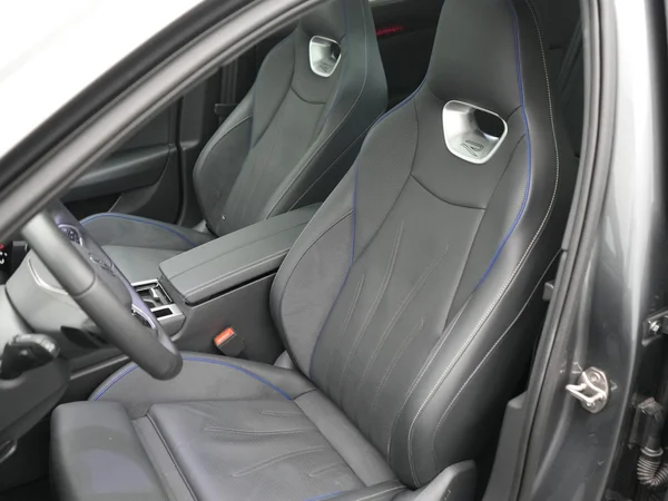 VOLKSWAGEN Passat SW (2026) — foto 20 van 24