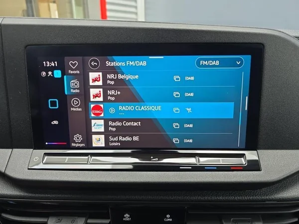 VOLKSWAGEN Caddy Maxi Dsl (2022) — foto 15 van 32