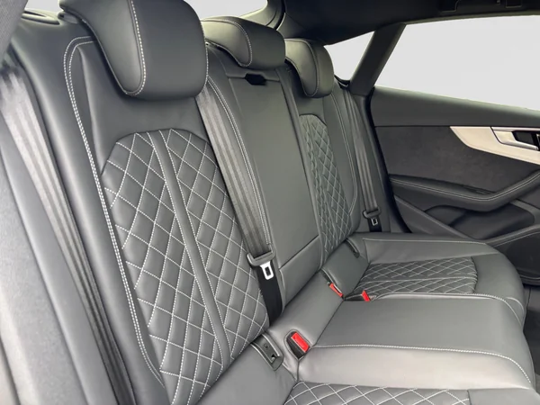 AUDI A5 Sportback (2025) — foto 7 van 19