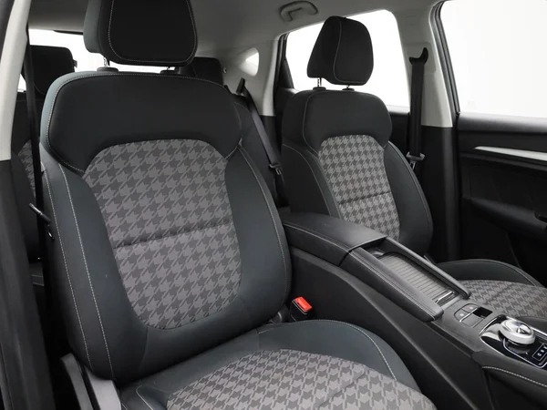 MG ZS EV (2021) — foto 26 van 35