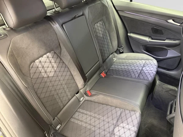 VOLKSWAGEN Golf VIII (2026) — foto 19 van 21