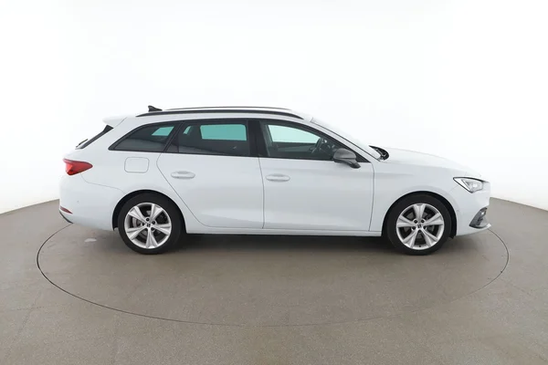 Seat Leon (2021) — foto 13 van 16