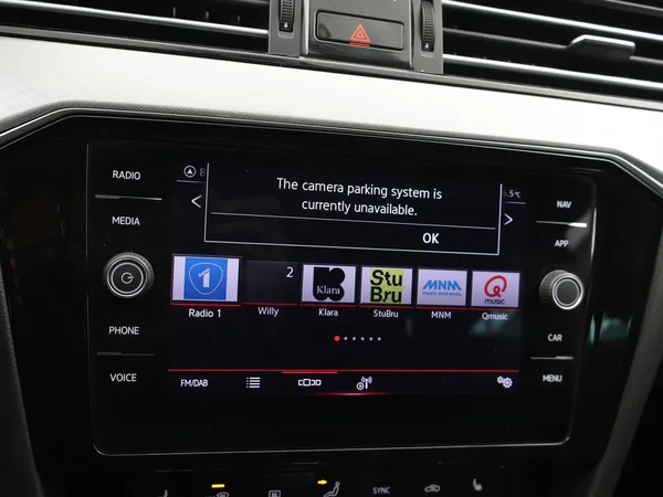 Volkswagen Passat (2022) — foto 16 van 30