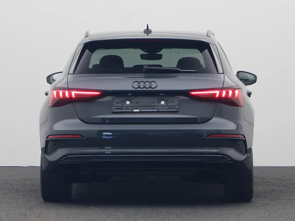 AUDI A3 Sportback (2024) — foto 10 van 22