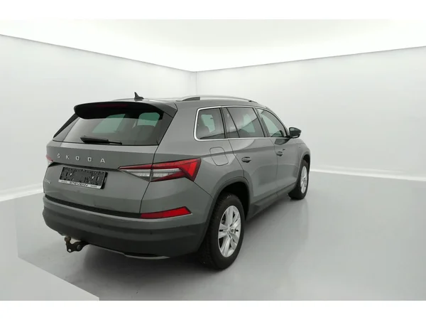 SKODA Kodiaq (2022) — foto 4 van 36