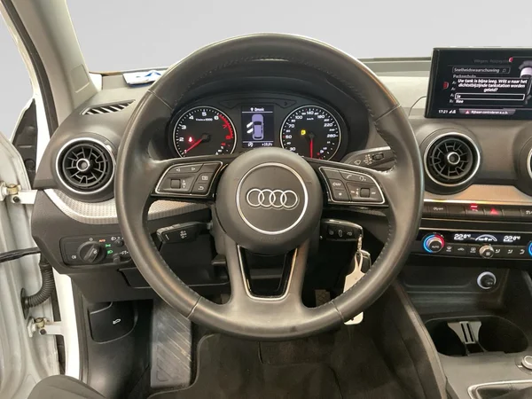 AUDI Q2 (2019) — foto 4 van 24