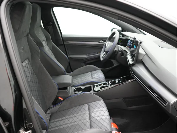 VOLKSWAGEN Golf VIII (2026) — foto 9 van 10