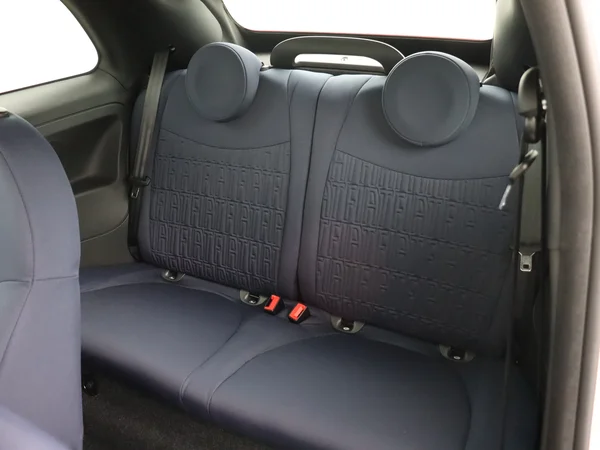FIAT 500C (2022) — foto 5 van 26