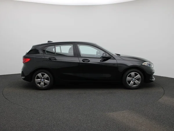 BMW 1 Reeks (2022) — foto 36 van 39