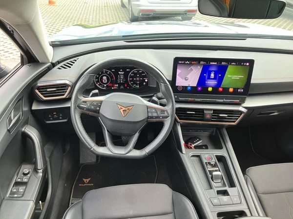 CUPRA Formentor (2022) — foto 12 van 25