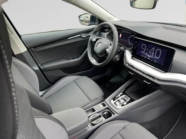 SKODA Octavia Combi (2024) — foto 10 van 20