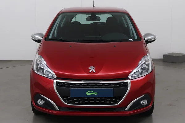 Peugeot 208 (2018) — foto 12 van 23